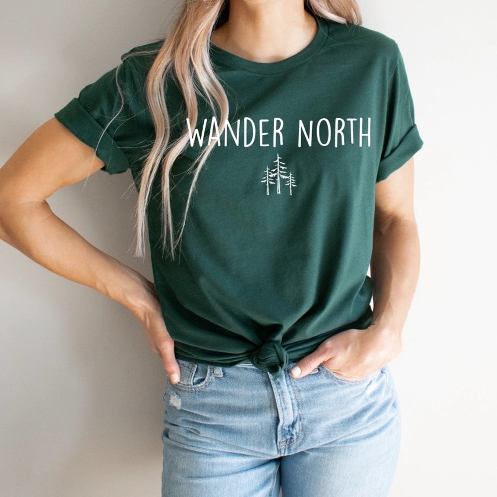 ‘Wander North’ Graphic Tee